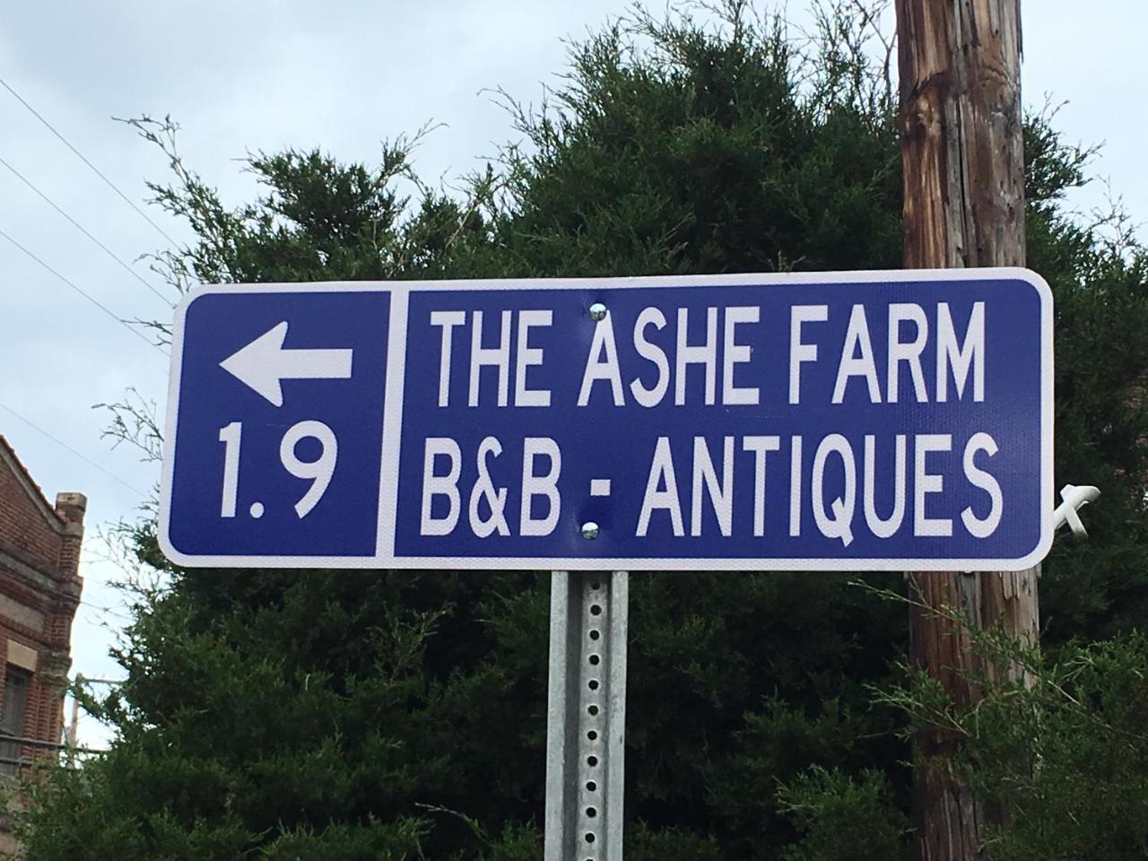 The Ashe Farm 3*